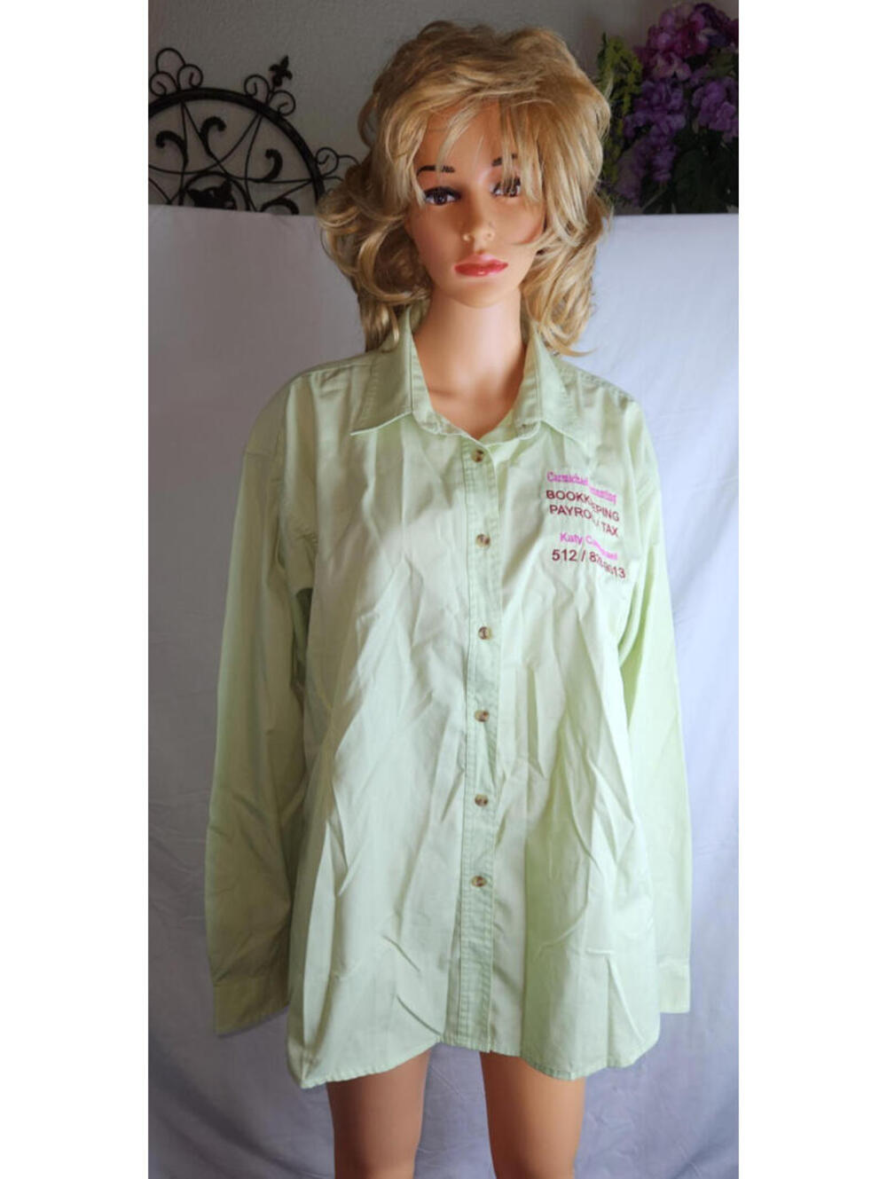 Women's Landmark uniform shirt button down long sleeved 3XL lime green w/logo